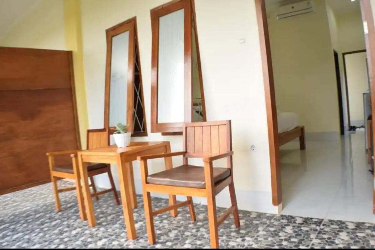 Kj Inn Homestay Senggigi Exterior photo